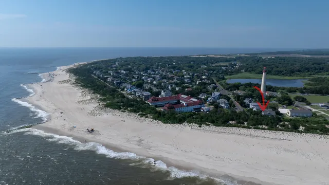 $2,290,000 | 201 Lighthouse, Cape May Point, NJ 08212
