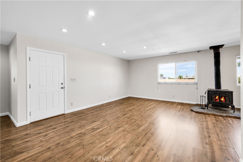 58331 Caliente Street Yucca Valley, CA 92284 - Photo 13 of 52