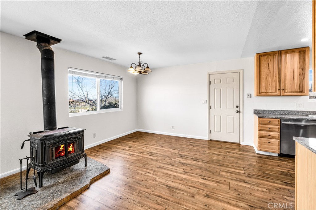 58331 Caliente Street Yucca Valley, CA 92284 - Photo 15 of 52