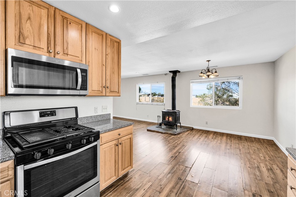 58331 Caliente Street Yucca Valley, CA 92284 - Photo 19 of 52