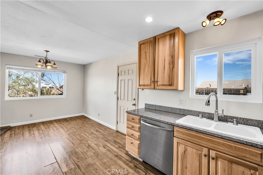 58331 Caliente Street Yucca Valley, CA 92284 - Photo 20 of 52