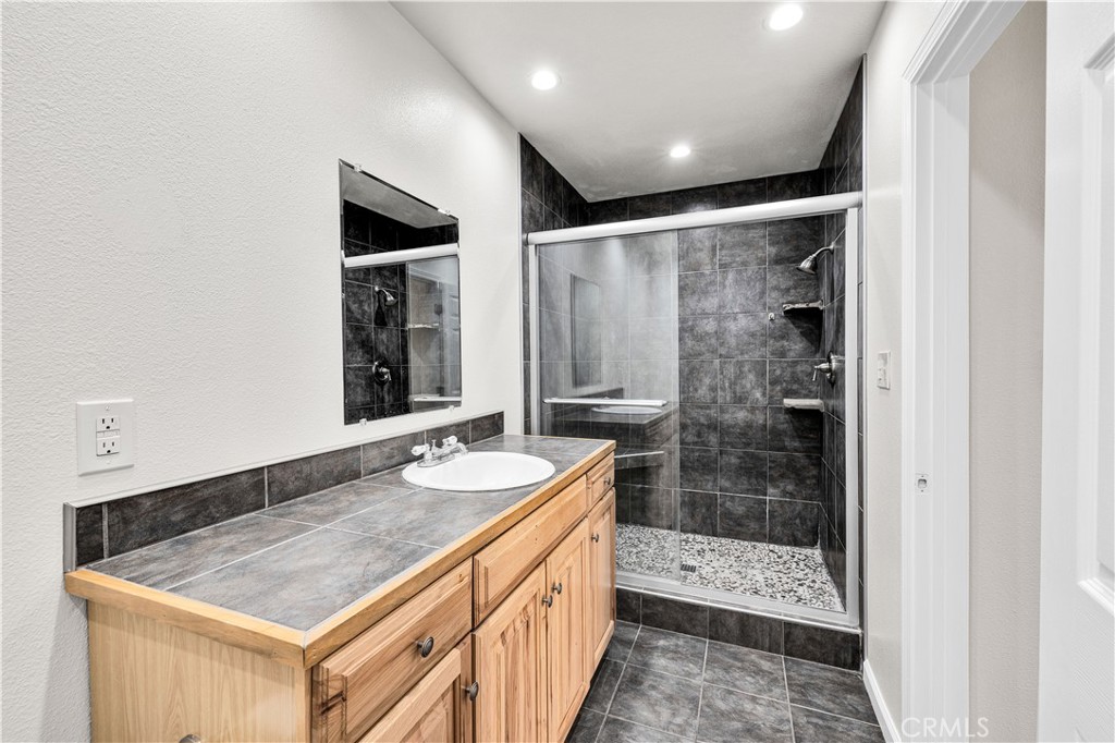 58331 Caliente Street Yucca Valley, CA 92284 - Photo 26 of 52