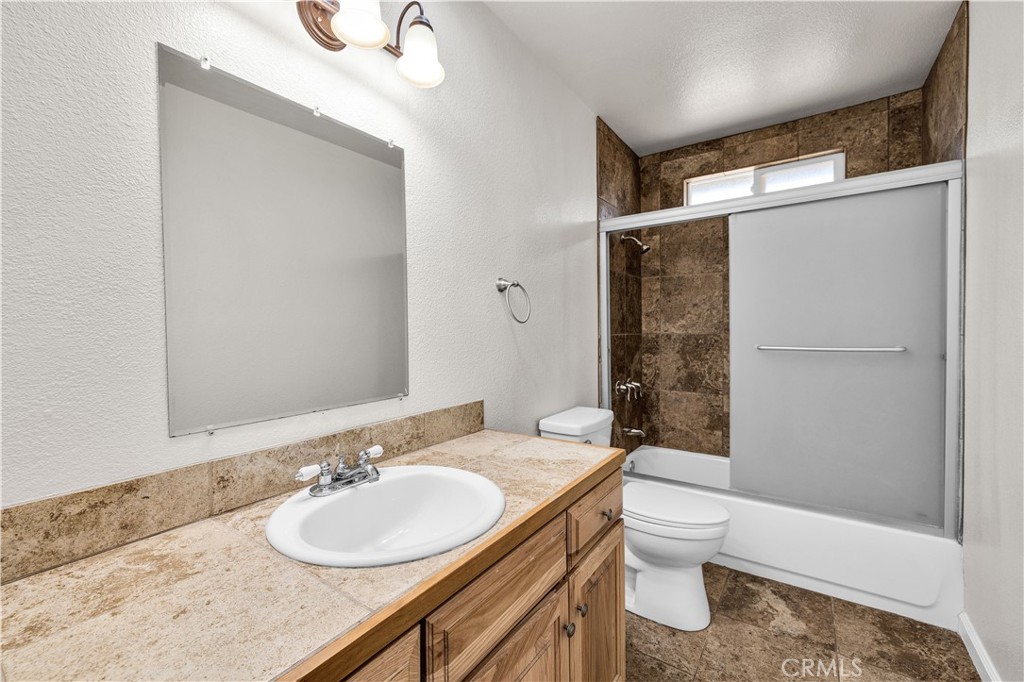 58331 Caliente Street Yucca Valley, CA 92284 - Photo 33 of 52