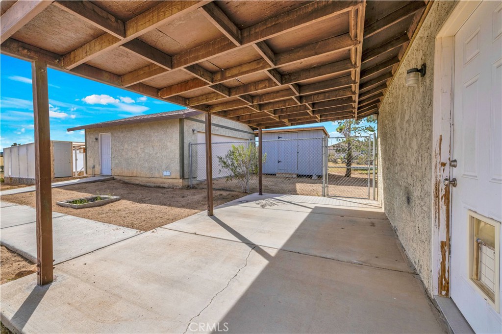 58331 Caliente Street Yucca Valley, CA 92284 - Photo 36 of 52