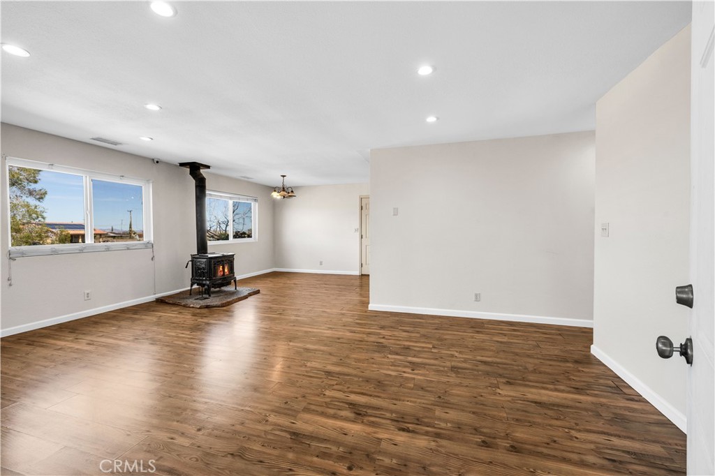 58331 Caliente Street Yucca Valley, CA 92284 - Photo 9 of 52