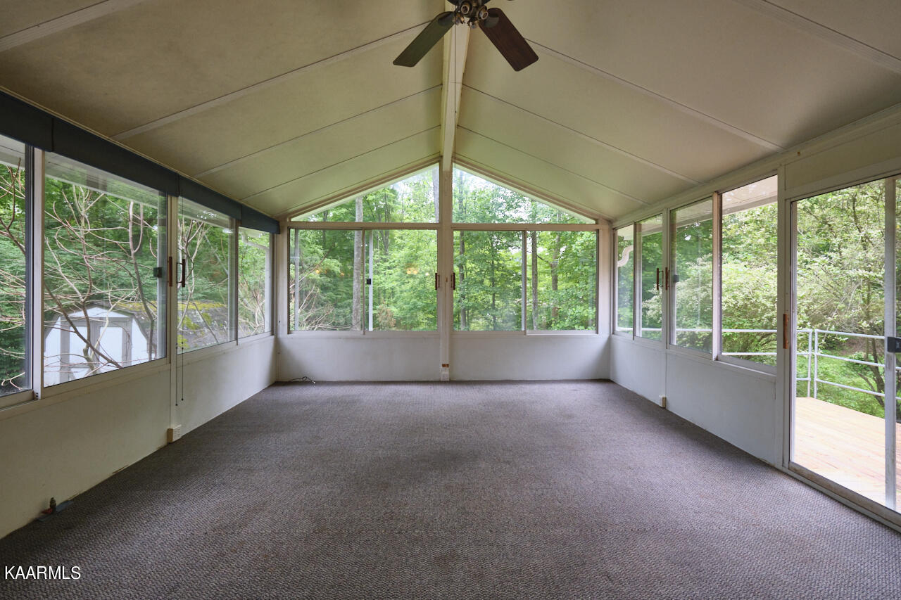 5408 Foxwood Road Knoxville, TN 37921 - Photo 2 of 44 Sunroom