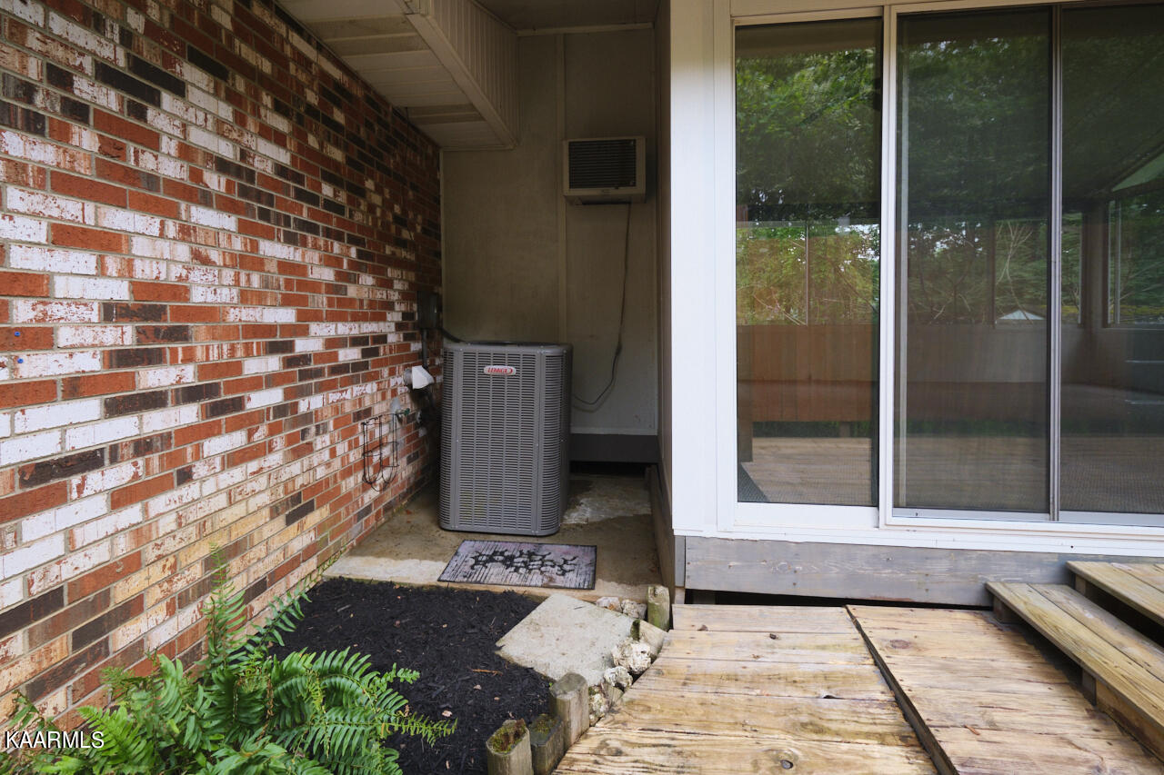 5408 Foxwood Road Knoxville, TN 37921 - Photo 40 of 44 5408 Foxwood Rd 18