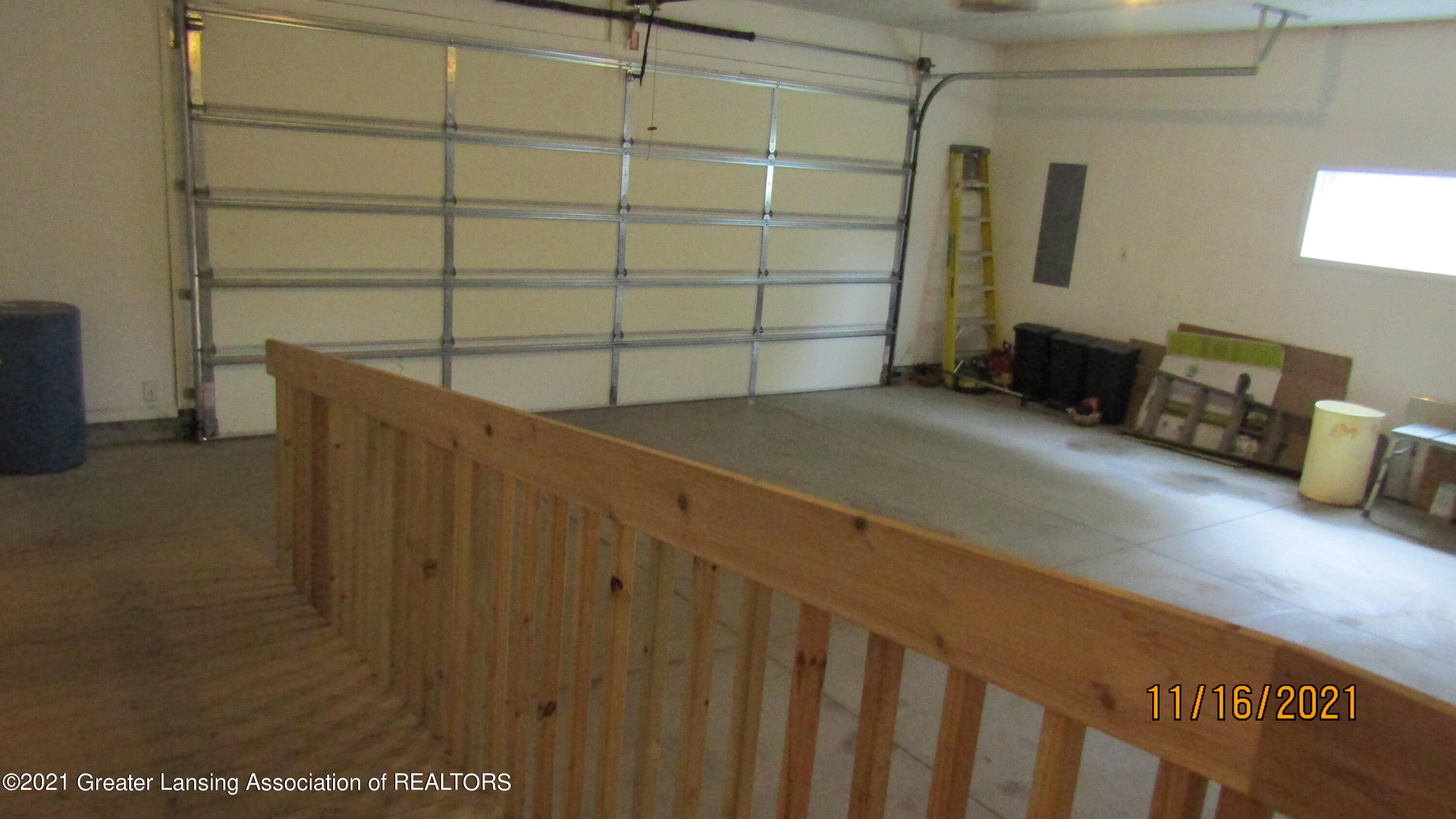 2335 North Hartel Road Charlotte, MI 48813 - Photo 21 of 22 IMG_0393