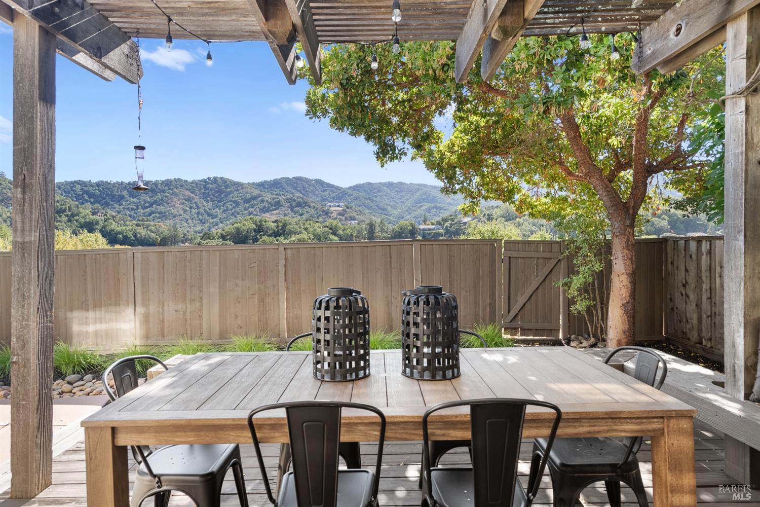 8 Pacific Drive Novato, CA 94949 - Photo 30 of 37