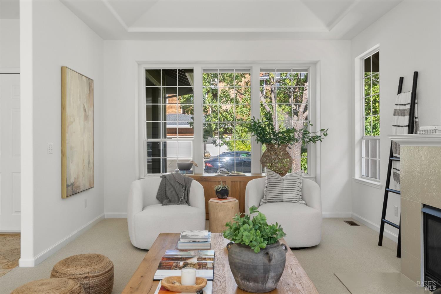 8 Pacific Drive Novato, CA 94949 - Photo 5 of 37