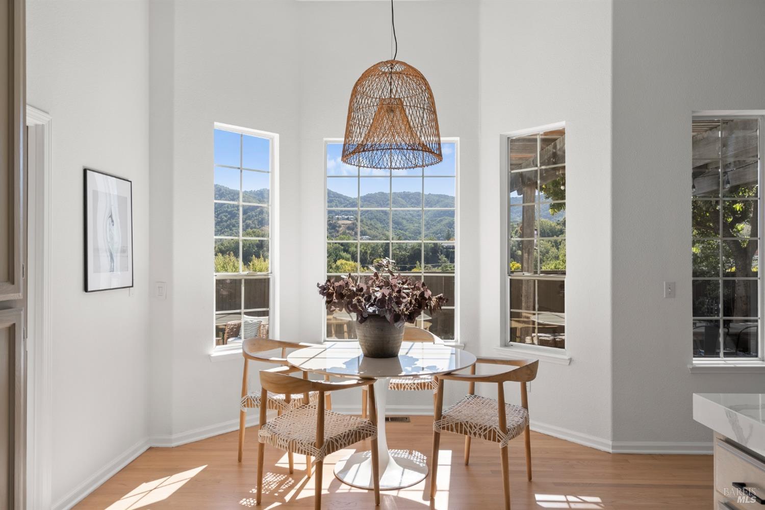 8 Pacific Drive Novato, CA 94949 - Photo 10 of 37