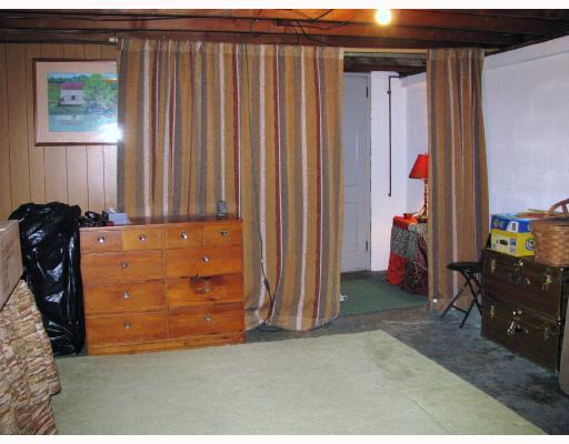 13 Robinhood Road Green Tree, PA 15220 - Photo 11 of 13 Den/Family/Great Room. Large open basement with high ceilings could make a great gameroom.