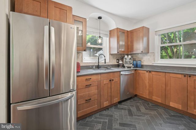 $888,000 | 2400 Seminary Road, Silver Spring, MD 20910