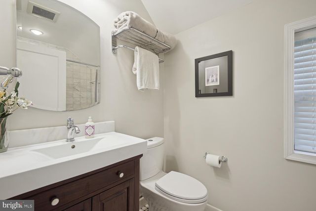 $888,000 | 2400 Seminary Road, Silver Spring, MD 20910