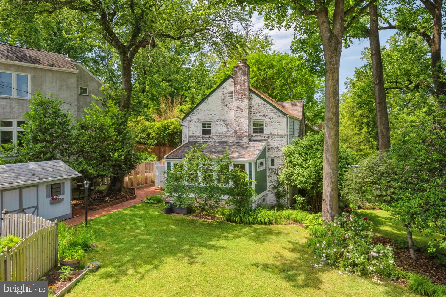 2400 Seminary Road Silver Spring, MD 20910 - Photo 2 of 31