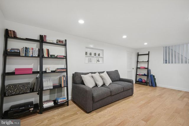 $888,000 | 2400 Seminary Road, Silver Spring, MD 20910