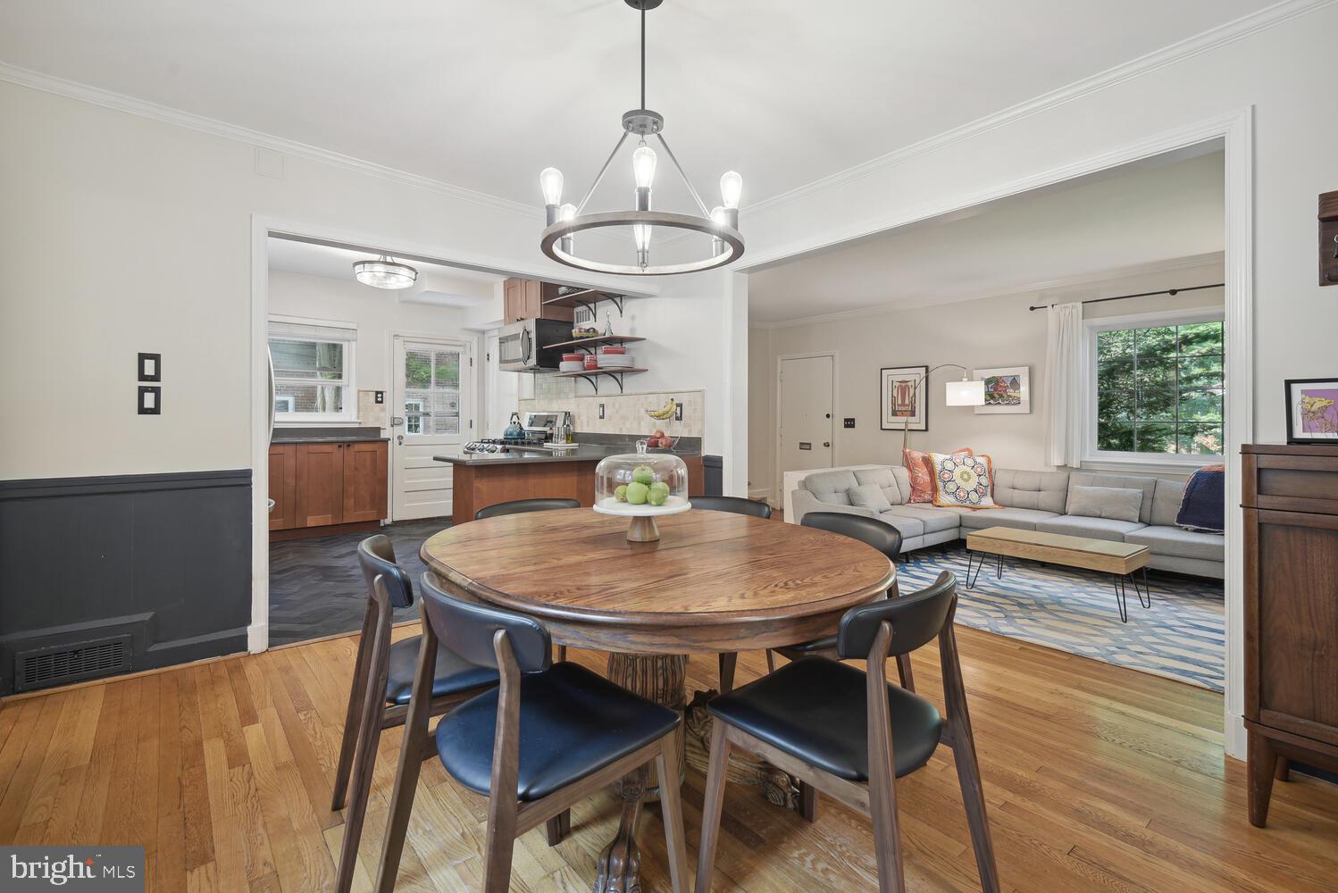 2400 Seminary Road Silver Spring, MD 20910 - Photo 7 of 31