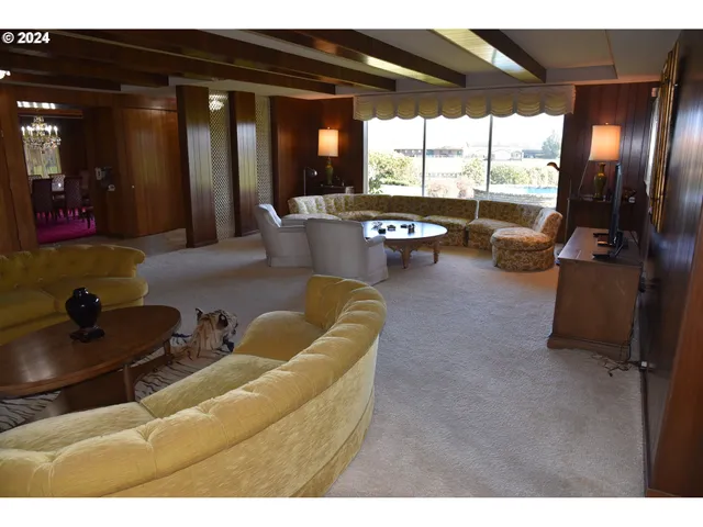 $3,175,000 | 53765 East Honeyman Road, Scappoose, OR 97056