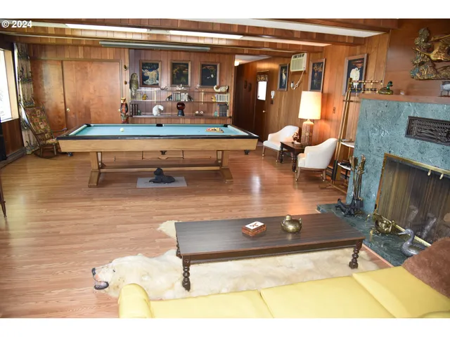 $3,175,000 | 53765 East Honeyman Road, Scappoose, OR 97056