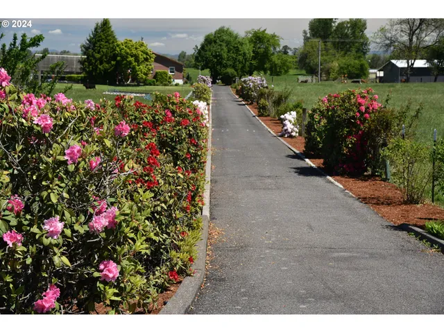 $3,175,000 | 53765 East Honeyman Road, Scappoose, OR 97056