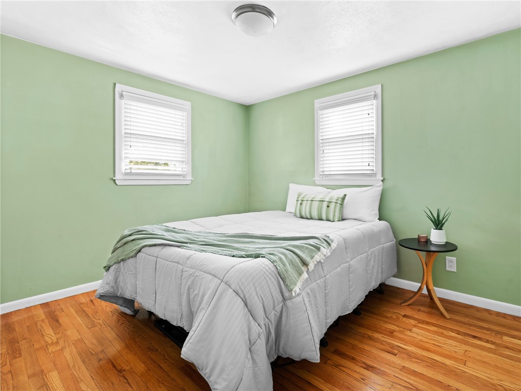 198 Asylum Road Warwick, RI 02886 - Photo 19 of 30 Bedroom 2