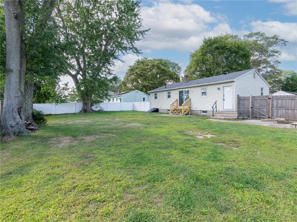 198 Asylum Road Warwick, RI 02886 - Photo 24 of 30 Exterior rear and yard