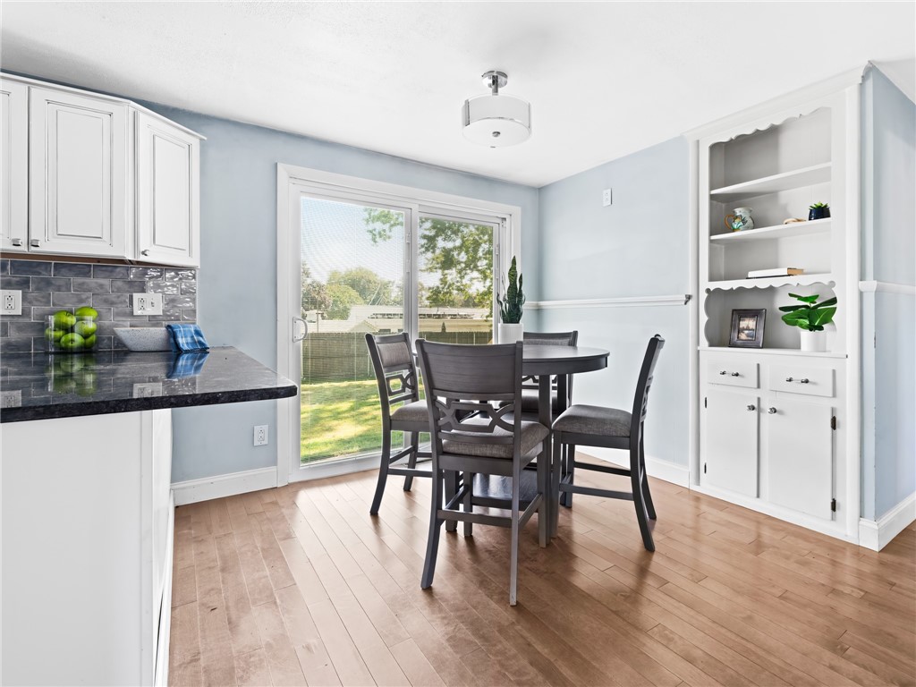 198 Asylum Road Warwick, RI 02886 - Photo 8 of 30 Dining area with built-ins