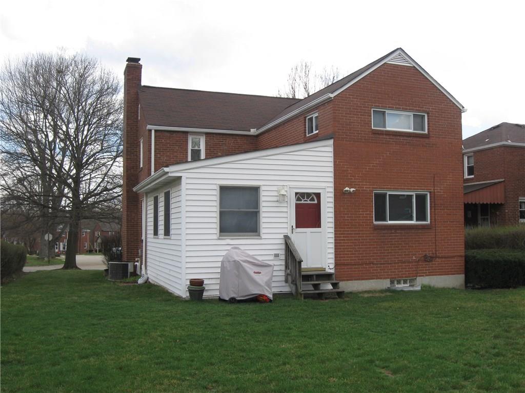 2040 Spring Valley Road Pittsburgh, PA 15243 - Photo 22 of 23 a front view of house with yard