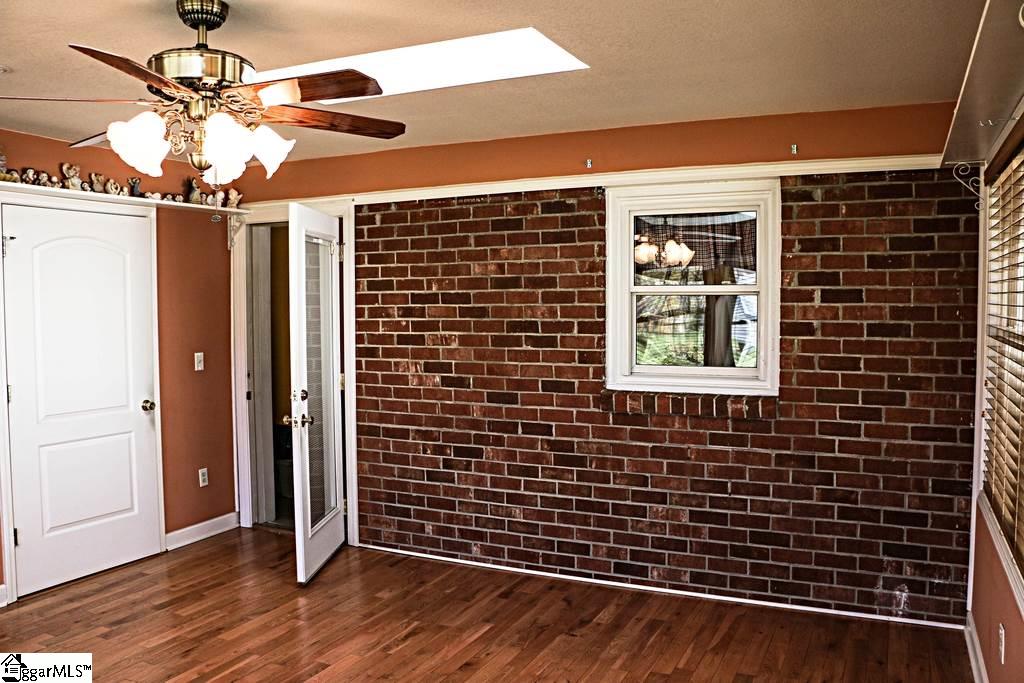 403 Pelham Street Greer, SC 29651 - Photo 11 of 22