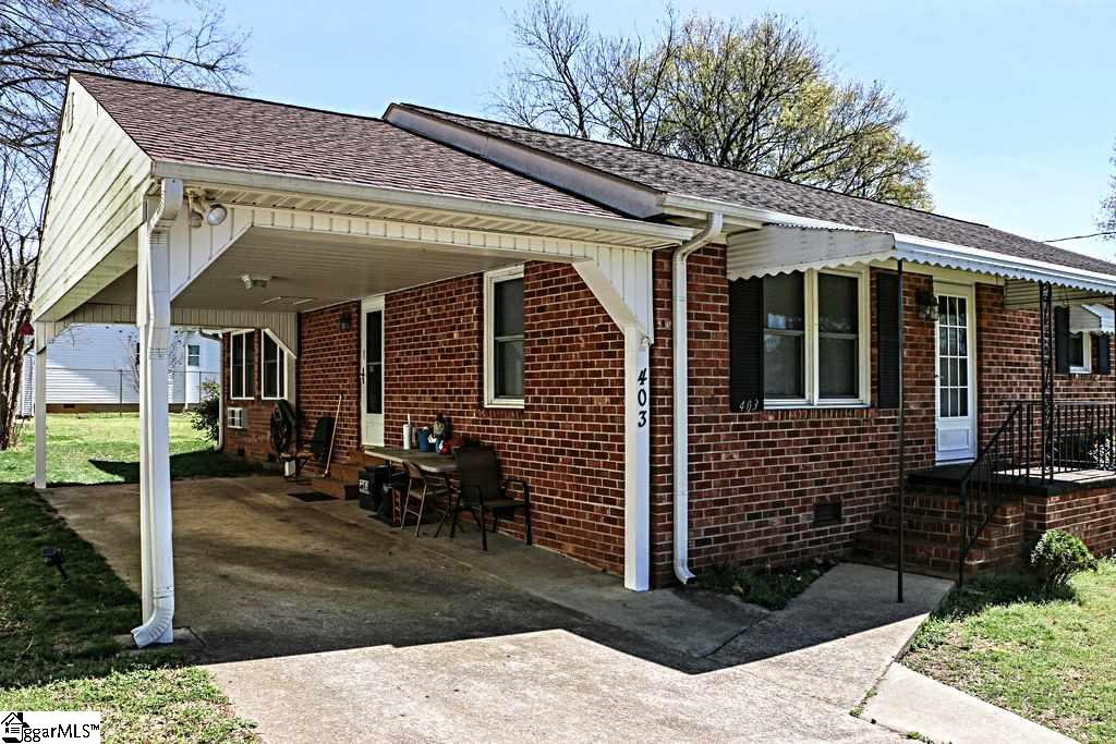 403 Pelham Street Greer, SC 29651 - Photo 4 of 22