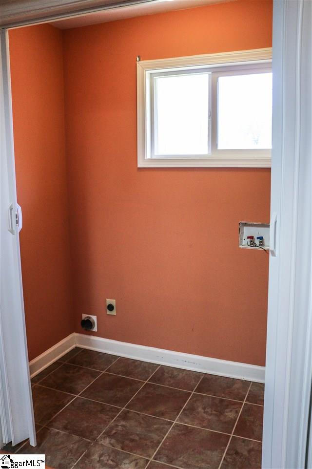 403 Pelham Street Greer, SC 29651 - Photo 10 of 22