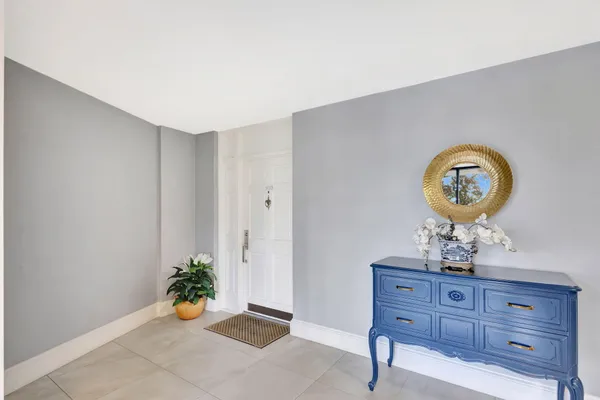 $1,475,000 | 400 South Beach Road, Unit 103, Tequesta, FL 33469