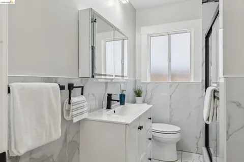 $799,000 | 501 East 20th Street, Oakland, CA 94606