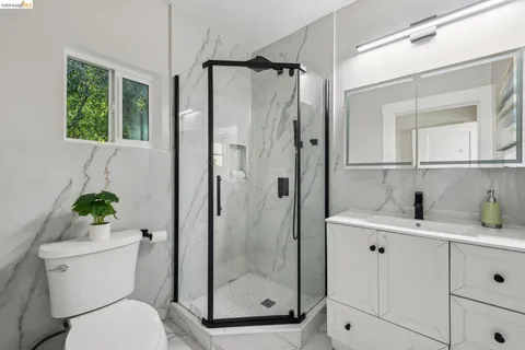 $799,000 | 501 East 20th Street, Oakland, CA 94606