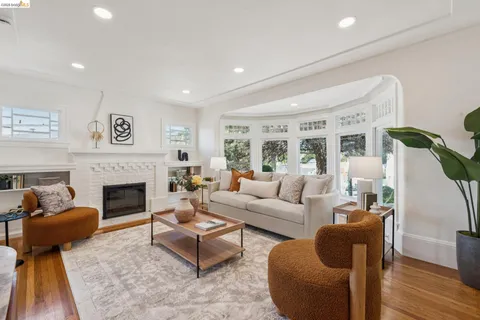 $799,000 | 501 East 20th Street, Oakland, CA 94606