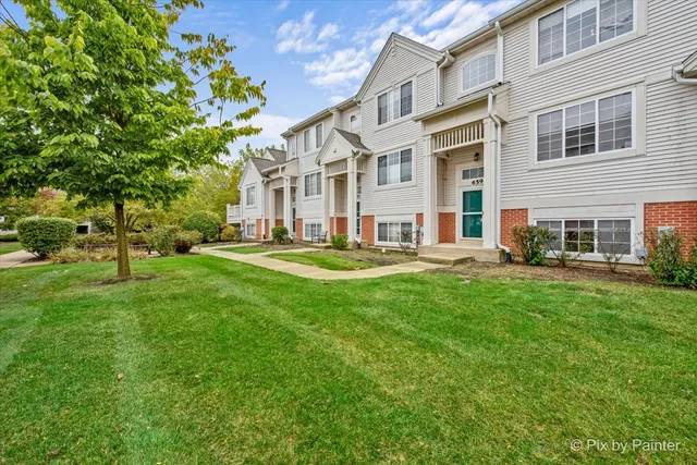 $289,900 | 659 South Rosehall Lane, Round Lake, IL 60073