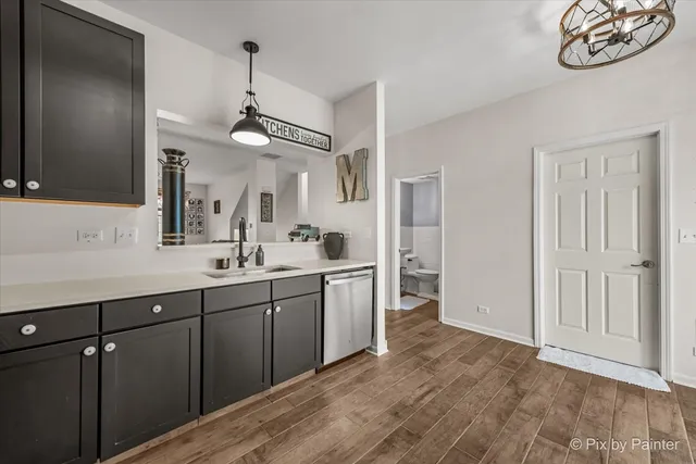 $289,900 | 659 South Rosehall Lane, Round Lake, IL 60073