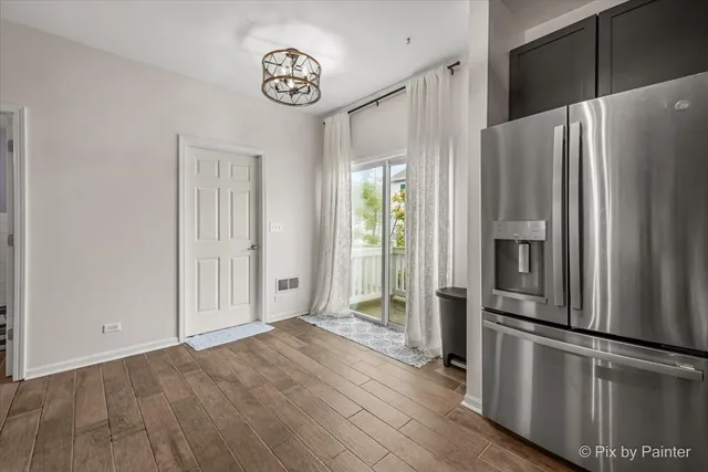 $289,900 | 659 South Rosehall Lane, Round Lake, IL 60073