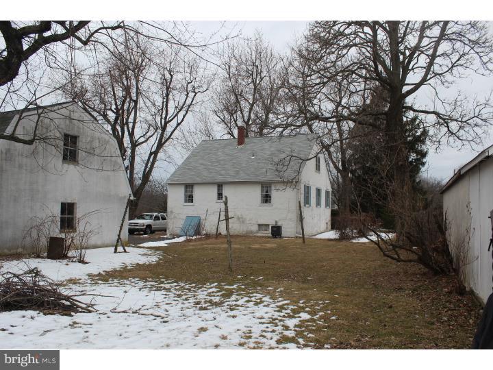 1019 Middle Road Perkasie, PA 18944 - Photo 8 of 21 View in Back