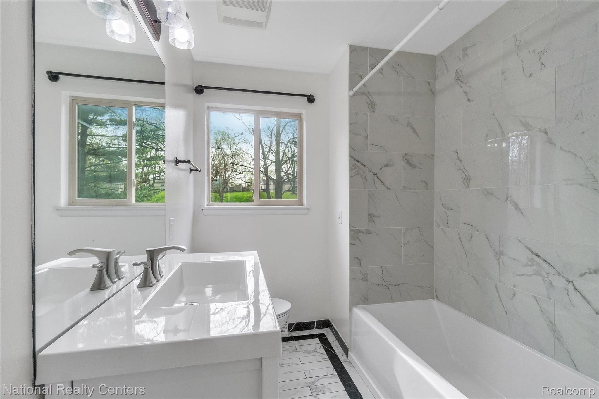 5417 Farm Road Waterford, MI 48327 - Photo 19 of 41 41-5417-Farm-Rd-Lang-Estates-Real-Estate-Experts-41 (20).jpg