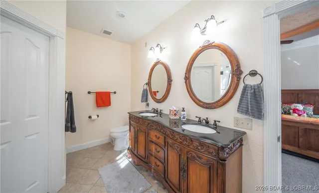 $425,000 | 25421 Hideaway Lane, Lebanon, MO 65536