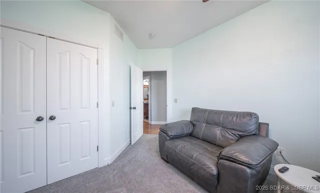 $425,000 | 25421 Hideaway Lane, Lebanon, MO 65536