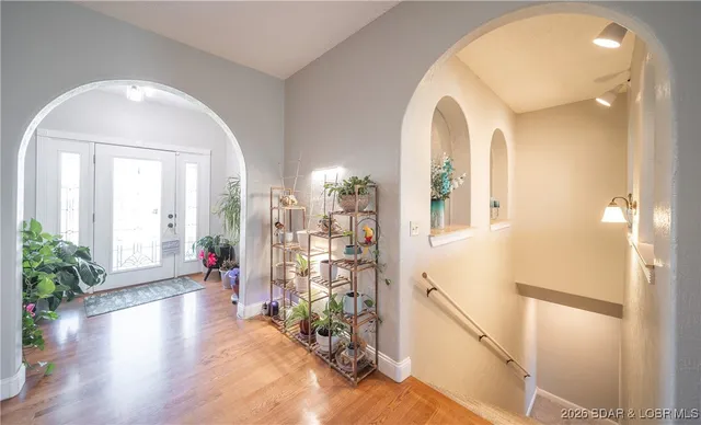 $425,000 | 25421 Hideaway Lane, Lebanon, MO 65536