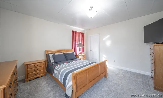 $425,000 | 25421 Hideaway Lane, Lebanon, MO 65536