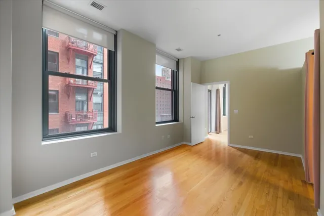 $3,023 | 208 West Washington Street, Unit 1010, Chicago, IL 60606