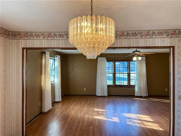 $249,000 | 1045 Yale Road, Mapleton, KS 66754