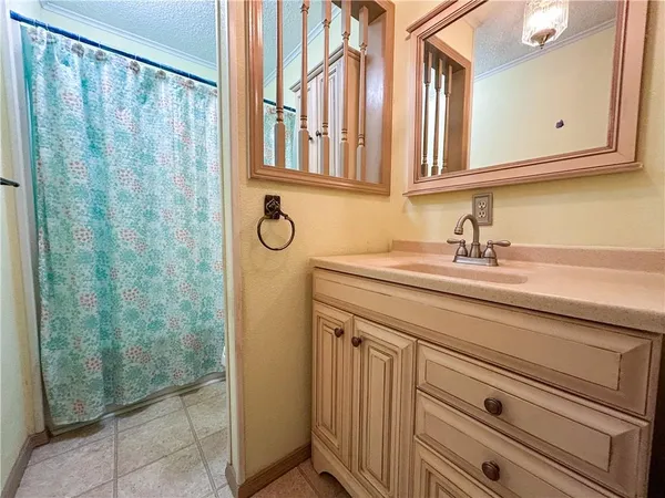 $249,000 | 1045 Yale Road, Mapleton, KS 66754