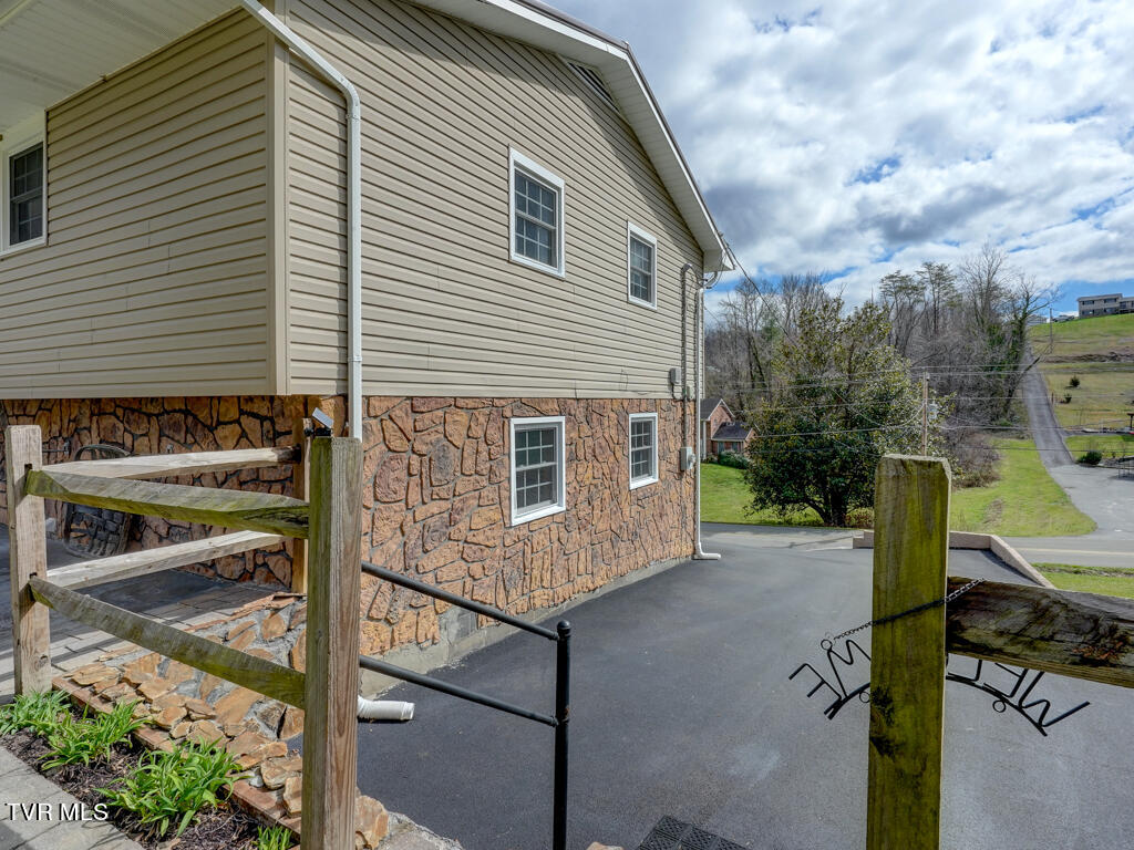 2536 Bob Little Road Elizabethton, TN 37643 - Photo 16 of 49 2536 Bob Little MLS016