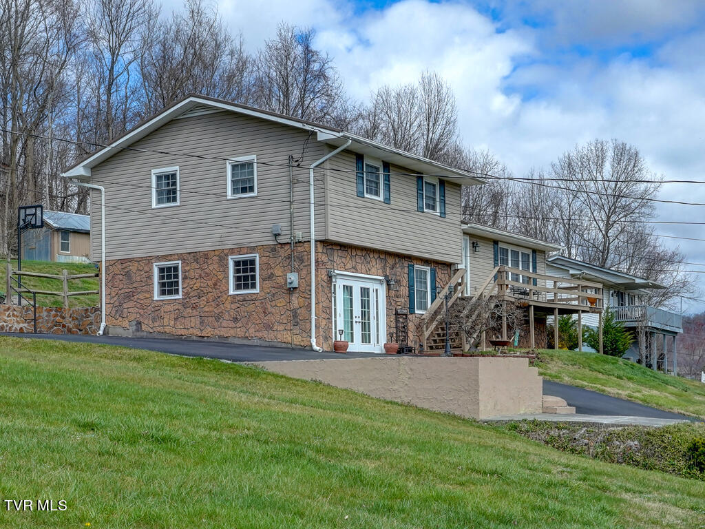 2536 Bob Little Road Elizabethton, TN 37643 - Photo 2 of 49 2536 Bob Little MLS002