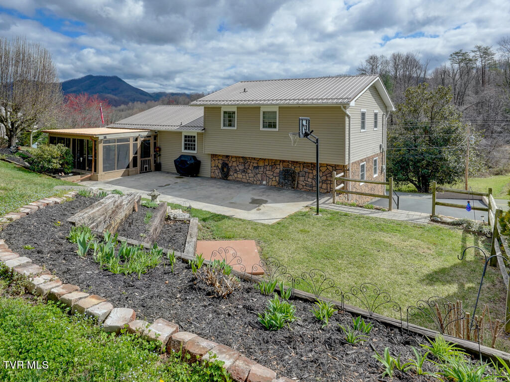 2536 Bob Little Road Elizabethton, TN 37643 - Photo 8 of 49 2536 Bob Little MLS008